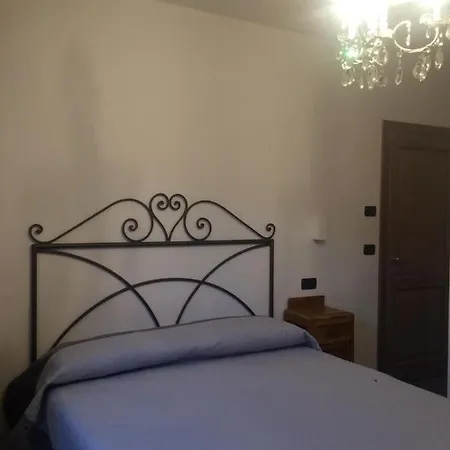 Poggigrilli Pensión 3*
